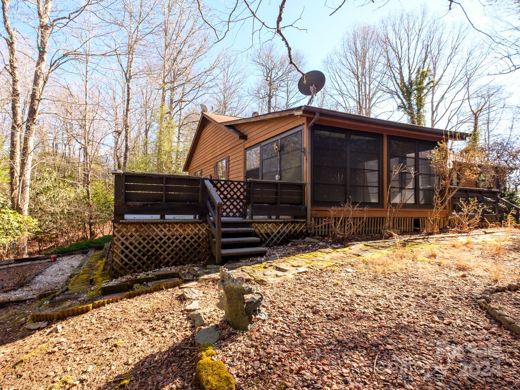 263 Cheulah Road Brevard, NC 28712 - Photo 1 of 17 Gallery Image 1