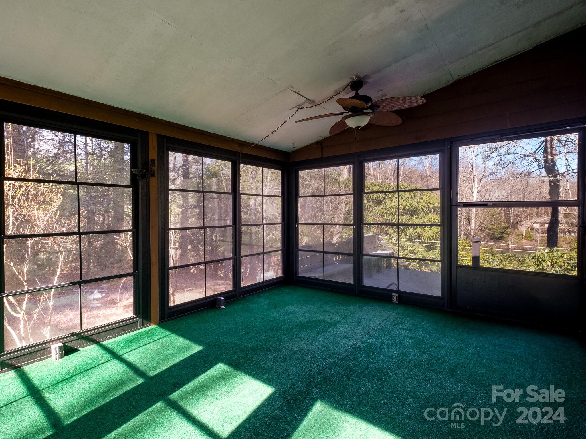 263 Cheulah Road Brevard, NC 28712 - Photo 8 of 17 Gallery Image 8