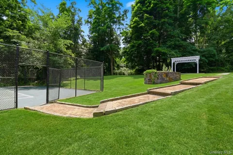 $1,500,000 | 12 East Mt Airy Road, Croton-on-Hudson, NY 10520