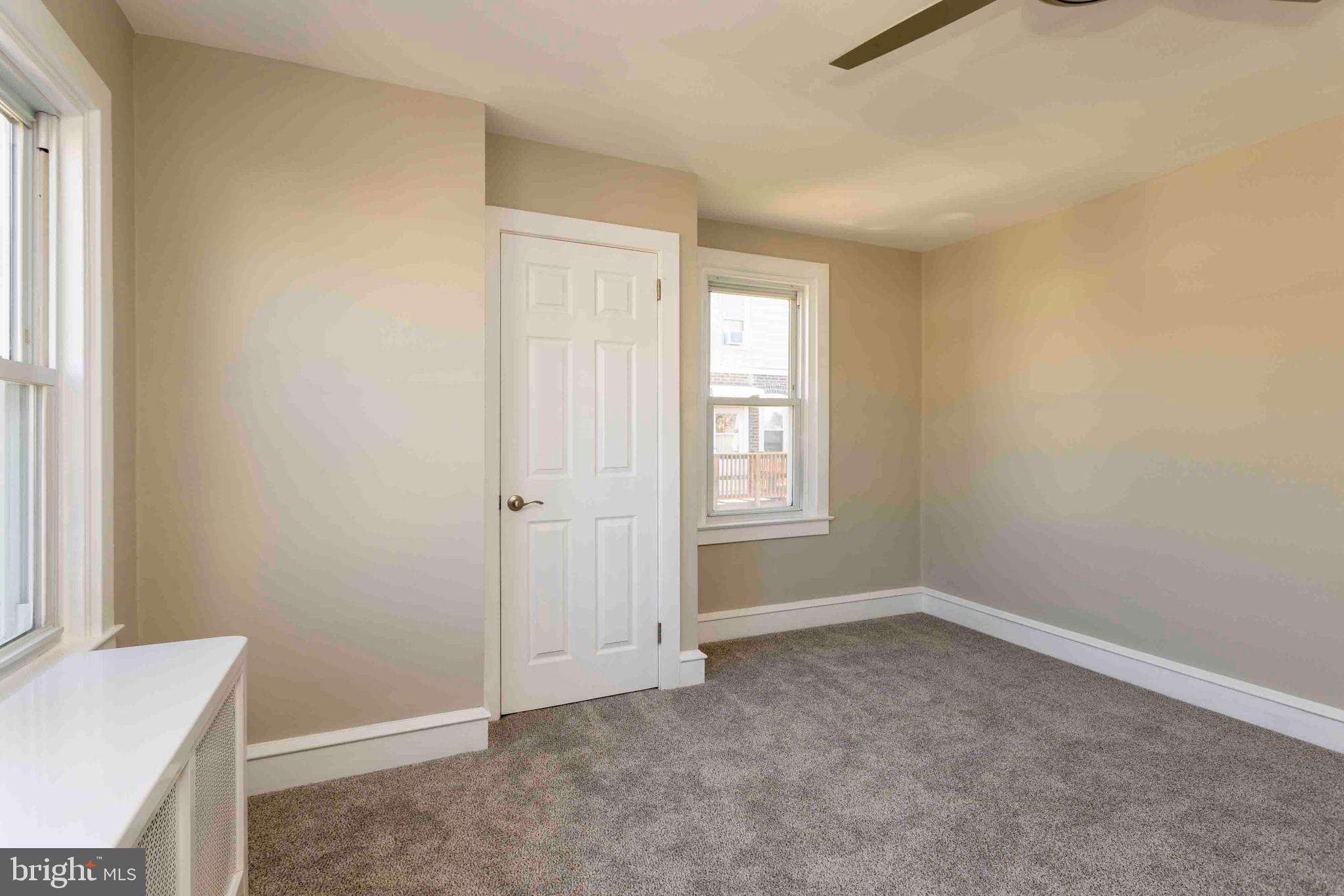 546 Hellerman Street Philadelphia, PA 19111 - Photo 14 of 33