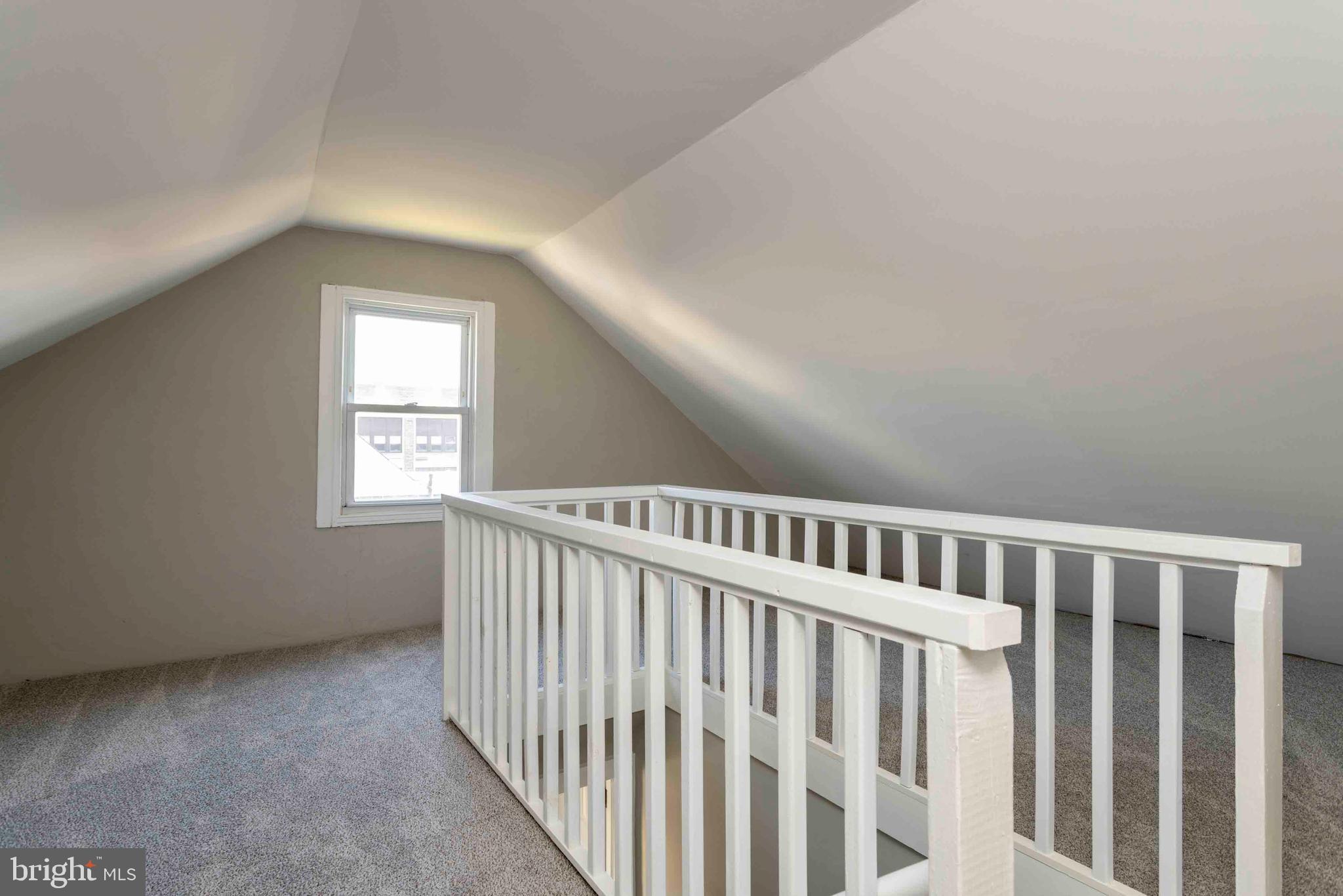 546 Hellerman Street Philadelphia, PA 19111 - Photo 21 of 33