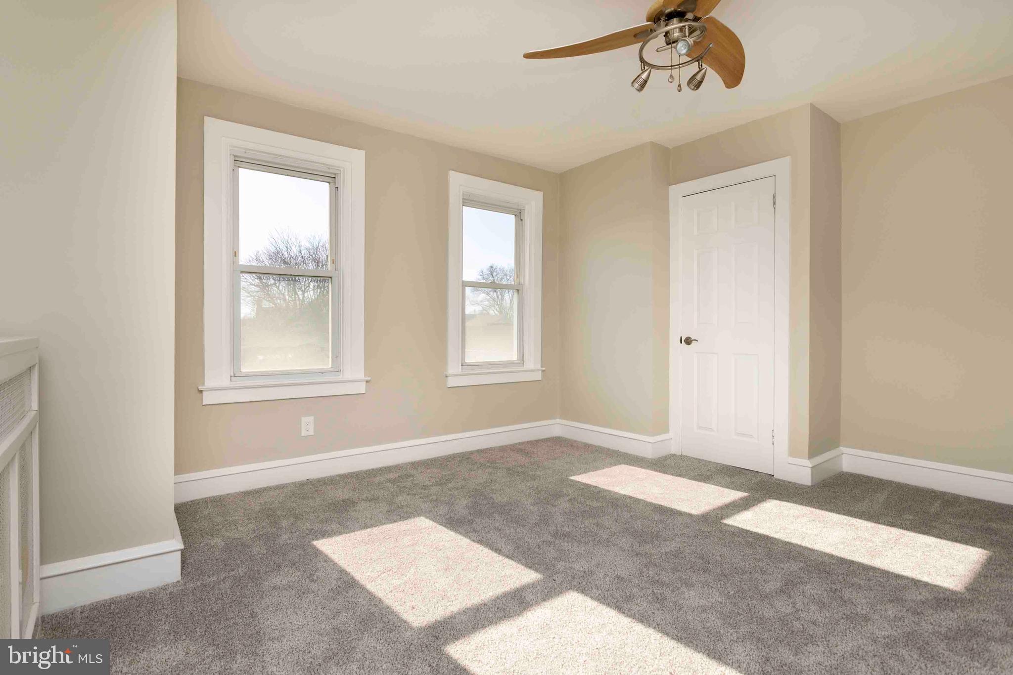 546 Hellerman Street Philadelphia, PA 19111 - Photo 23 of 33