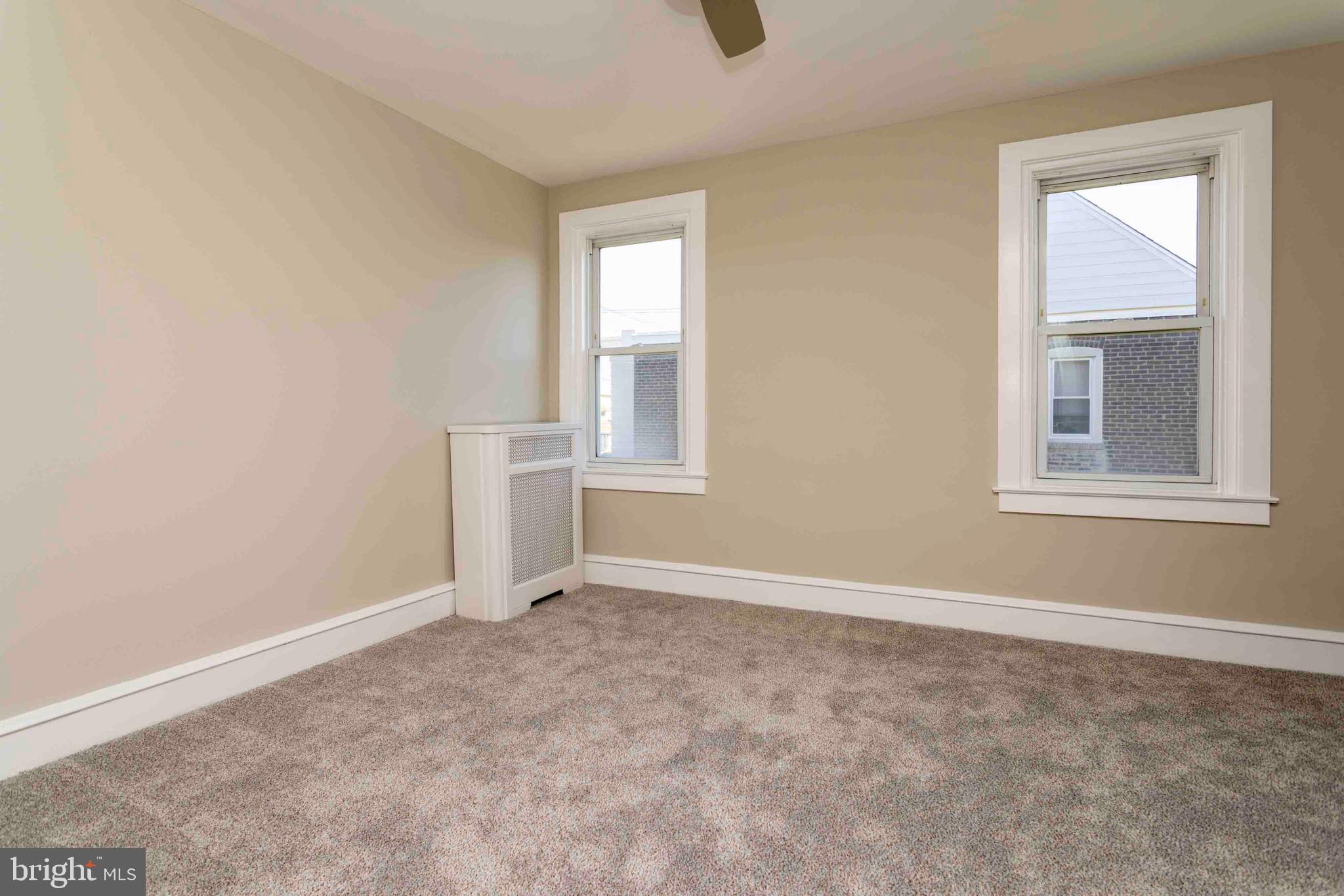 546 Hellerman Street Philadelphia, PA 19111 - Photo 26 of 33