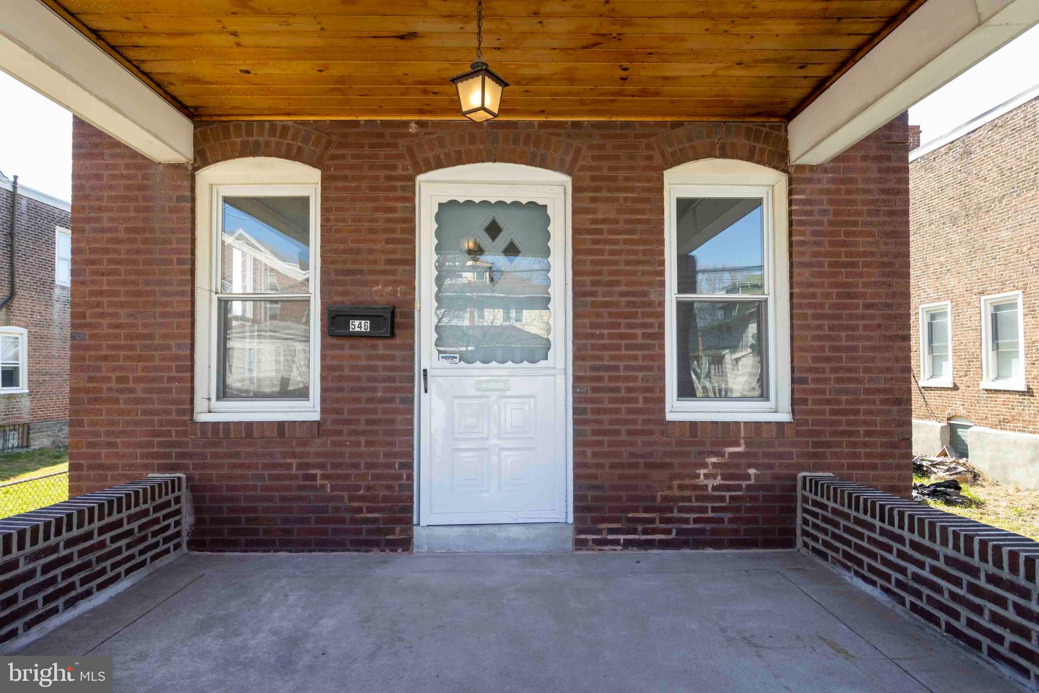 546 Hellerman Street Philadelphia, PA 19111 - Photo 3 of 33