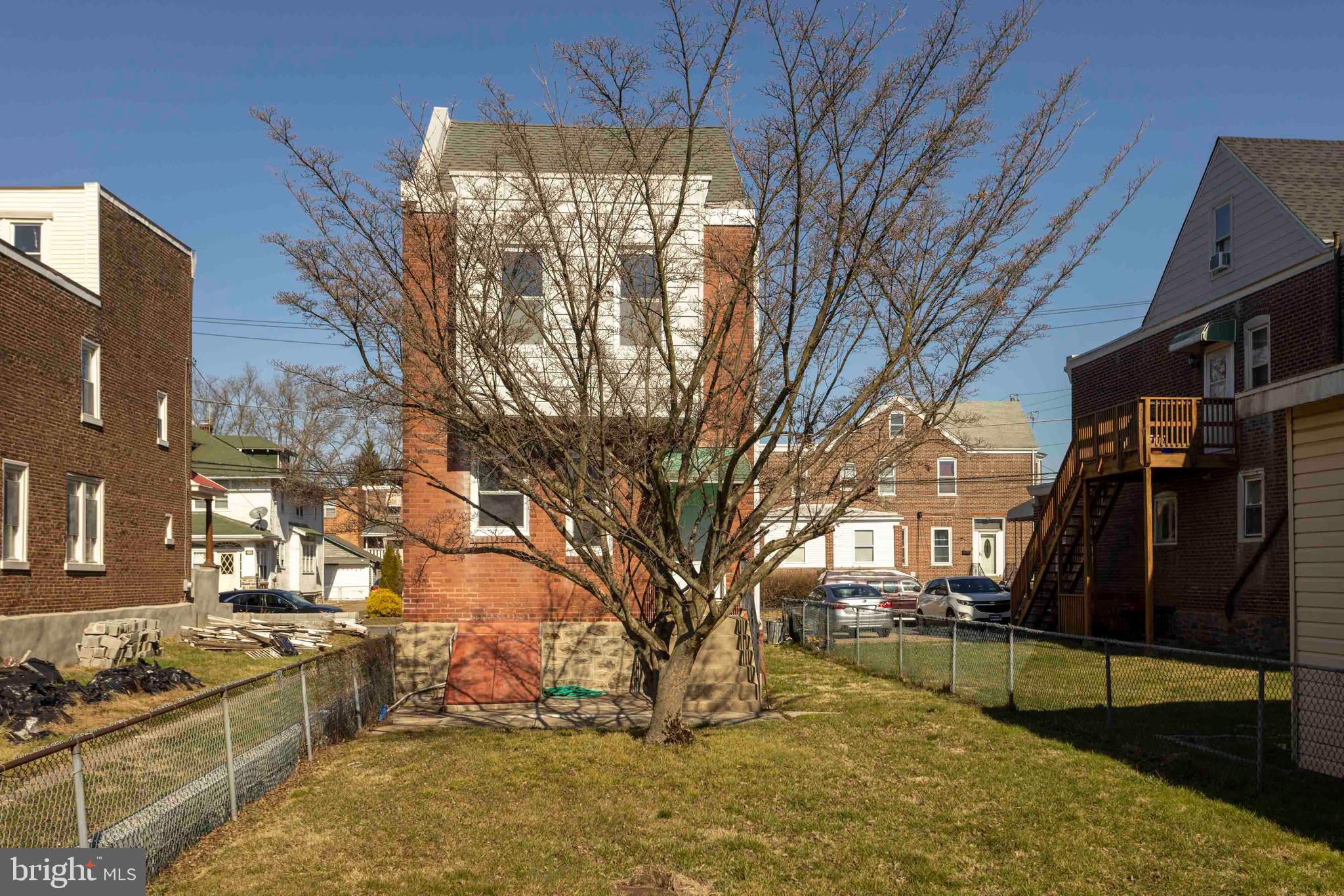 546 Hellerman Street Philadelphia, PA 19111 - Photo 32 of 33