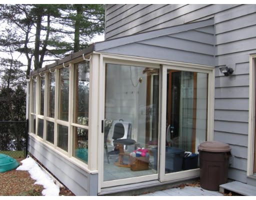 20 Deerfield Road Shrewsbury, MA 01545 - Photo 2 of 19 Gallery Image 2