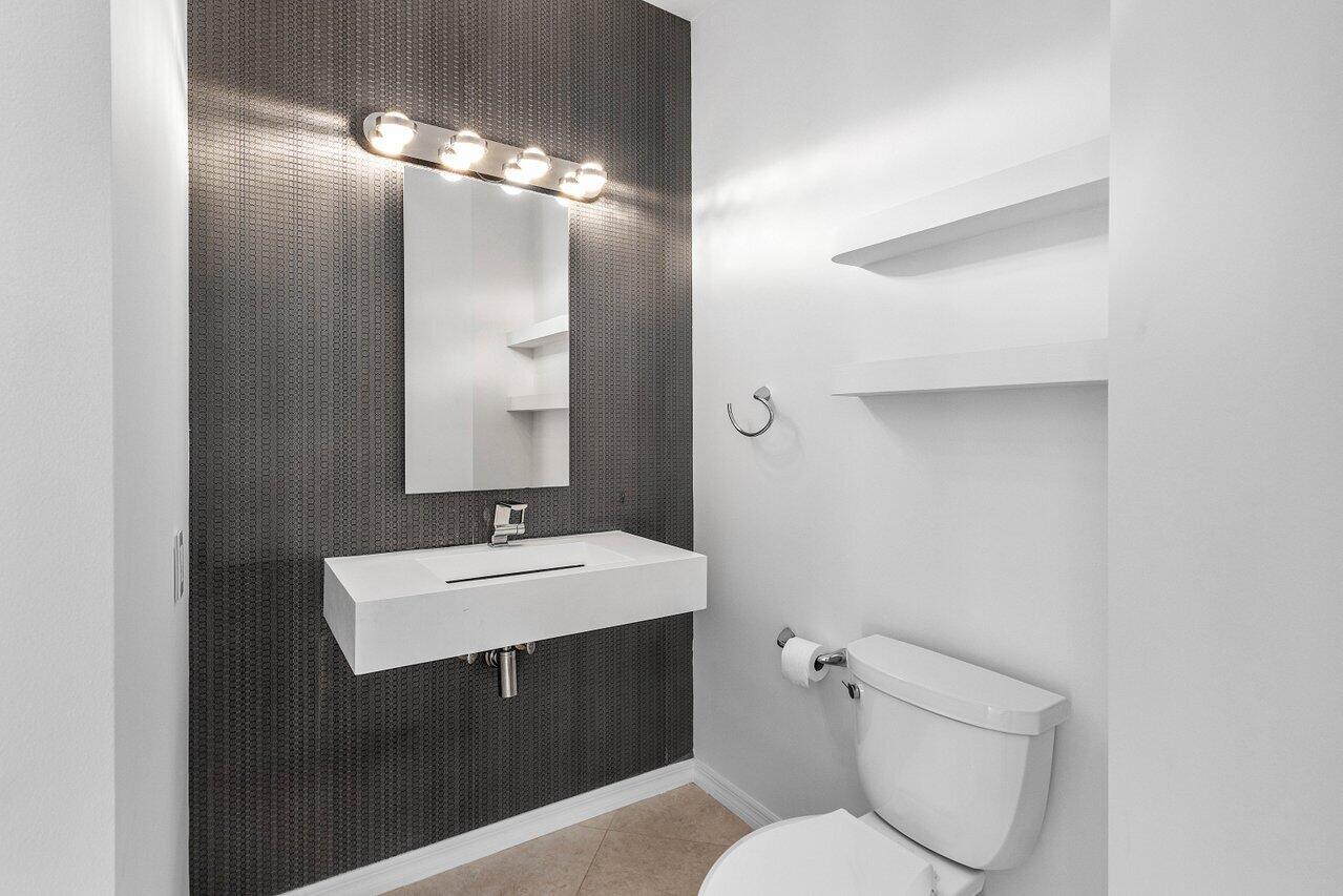 5779 Regency Circle West Boca Raton, FL 33496 - Photo 17 of 71 015-5779RegencyCircleWest-BocaRaton-FL-3