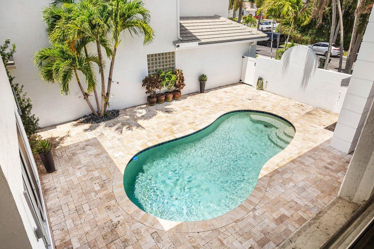 5779 Regency Circle West Boca Raton, FL 33496 - Photo 10 of 71 009-5779RegencyCircleWest-BocaRaton-FL-3