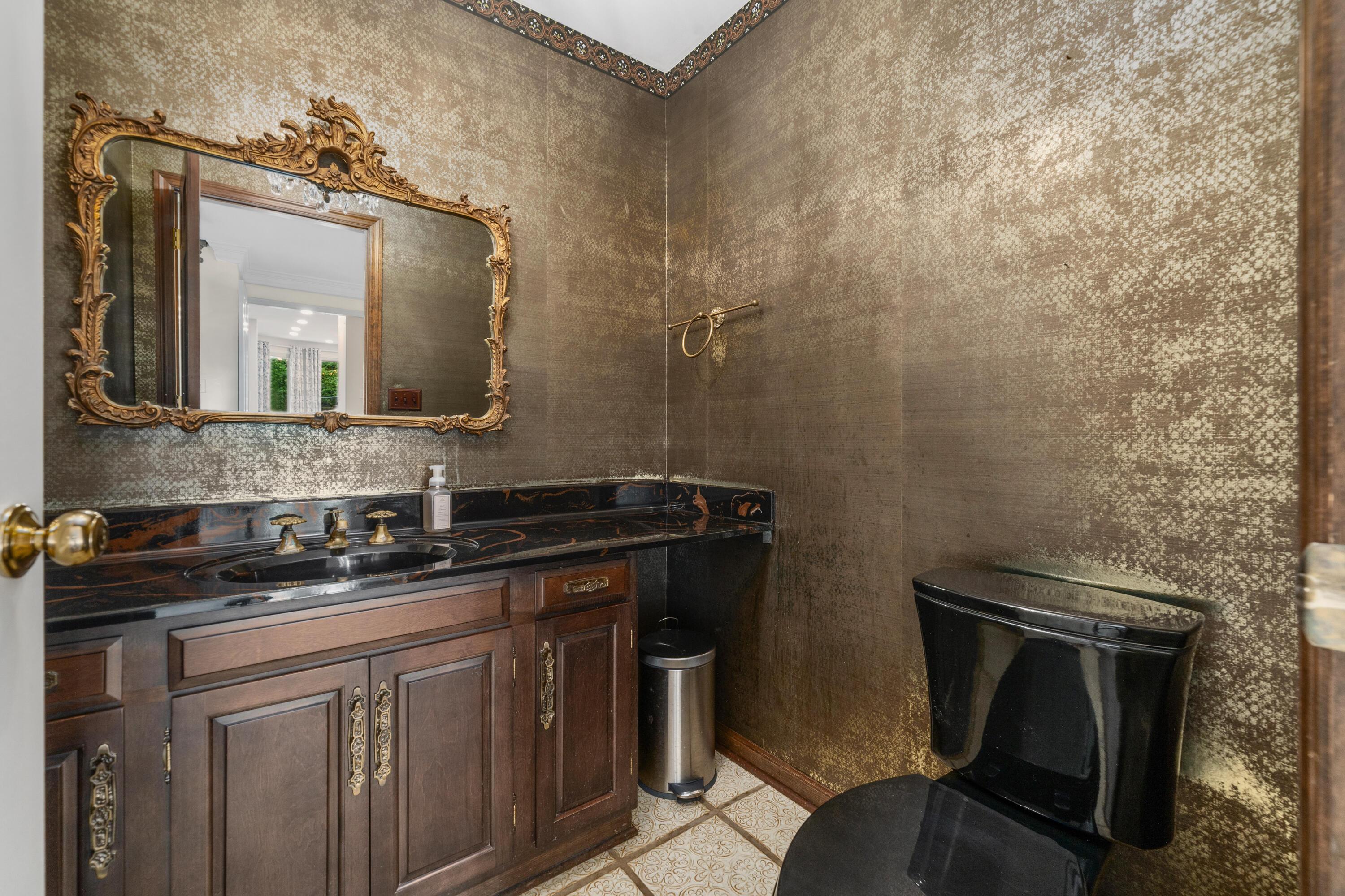546 Indian Mound Road Columbus, OH 43213 - Photo 24 of 97