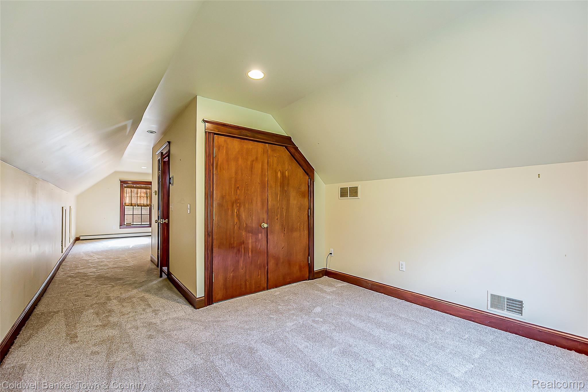 10196 Faussett Road Fenton, MI 48430 - Photo 57 of 75 DSC_4558-2.jpg