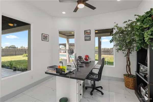 $639,000 | 23543 Farm To Market 88, Monte Alto, TX 78538