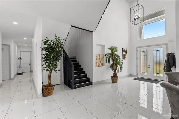 $639,000 | 23543 Farm To Market 88, Monte Alto, TX 78538