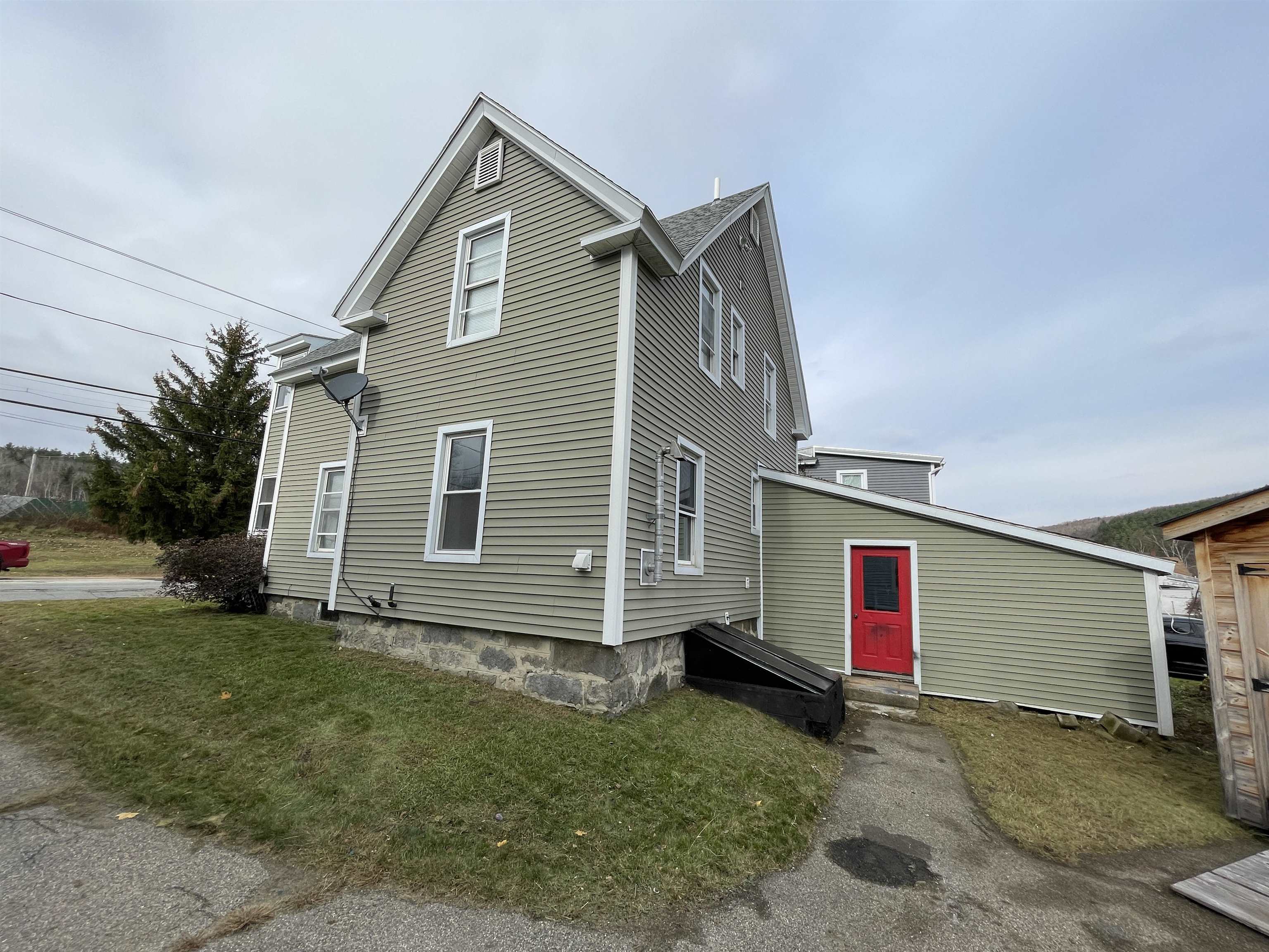 46 Cascade Flats Gorham, NH 03581 - Photo 6 of 28