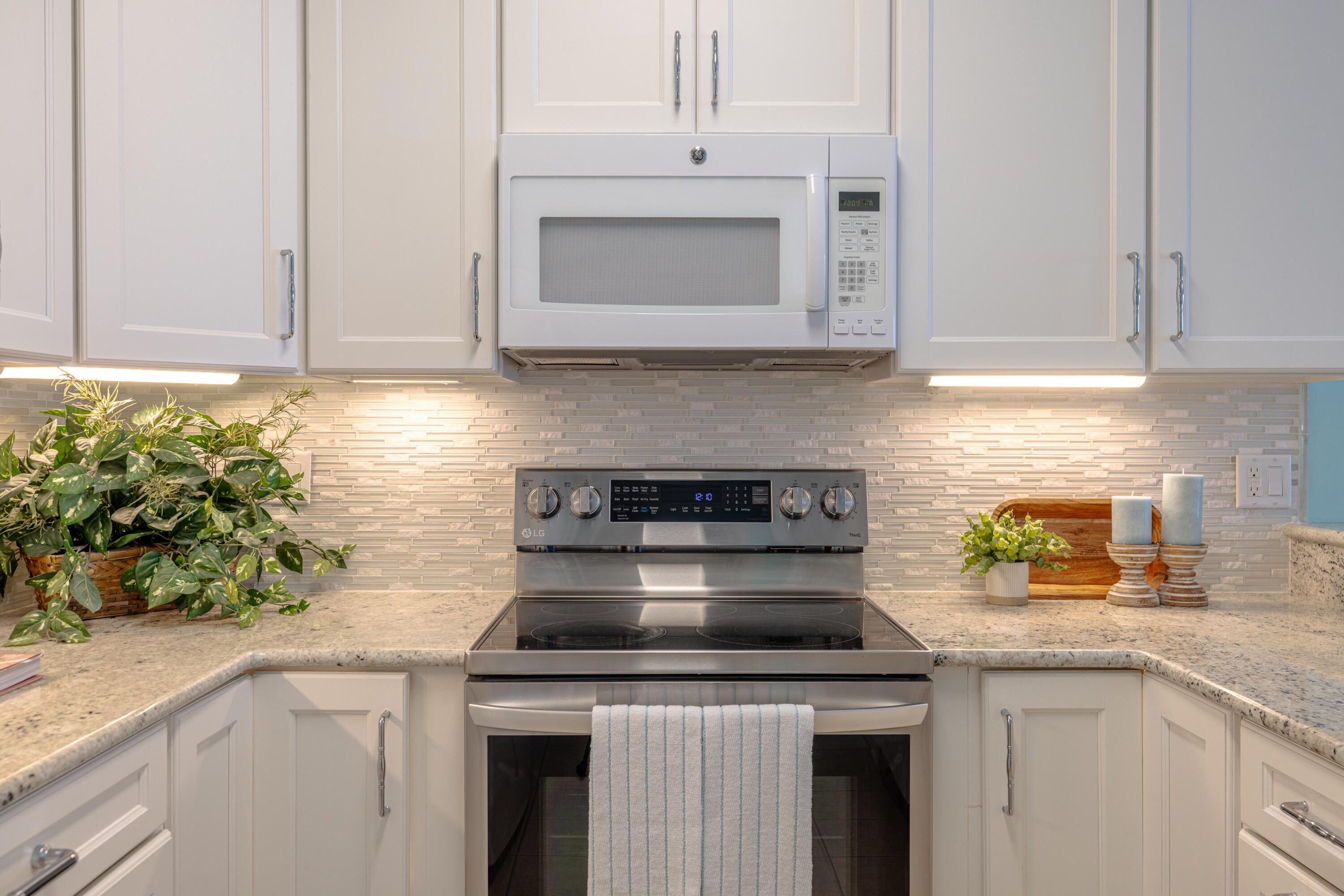 17545 Front Beach Road, Unit 1507 Panama City Beach, FL 32413 - Photo 6 of 72 A-6