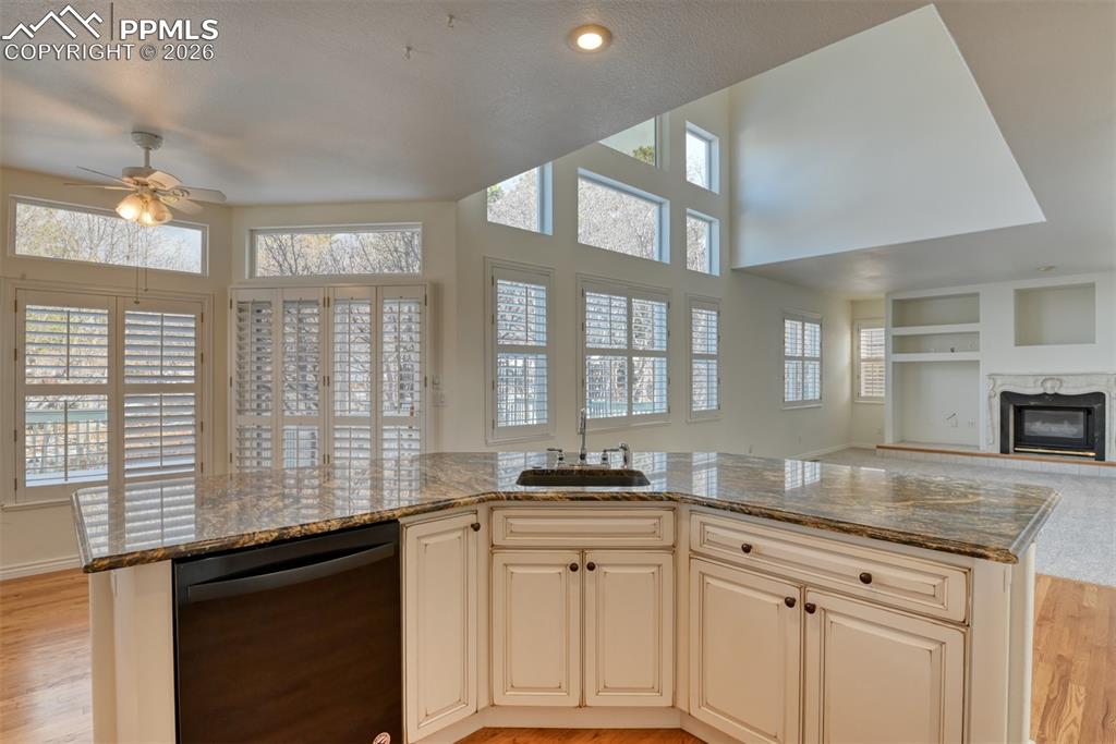 2730 Stone Creek Road Colorado Springs, CO 80908 - Photo 14 of 48