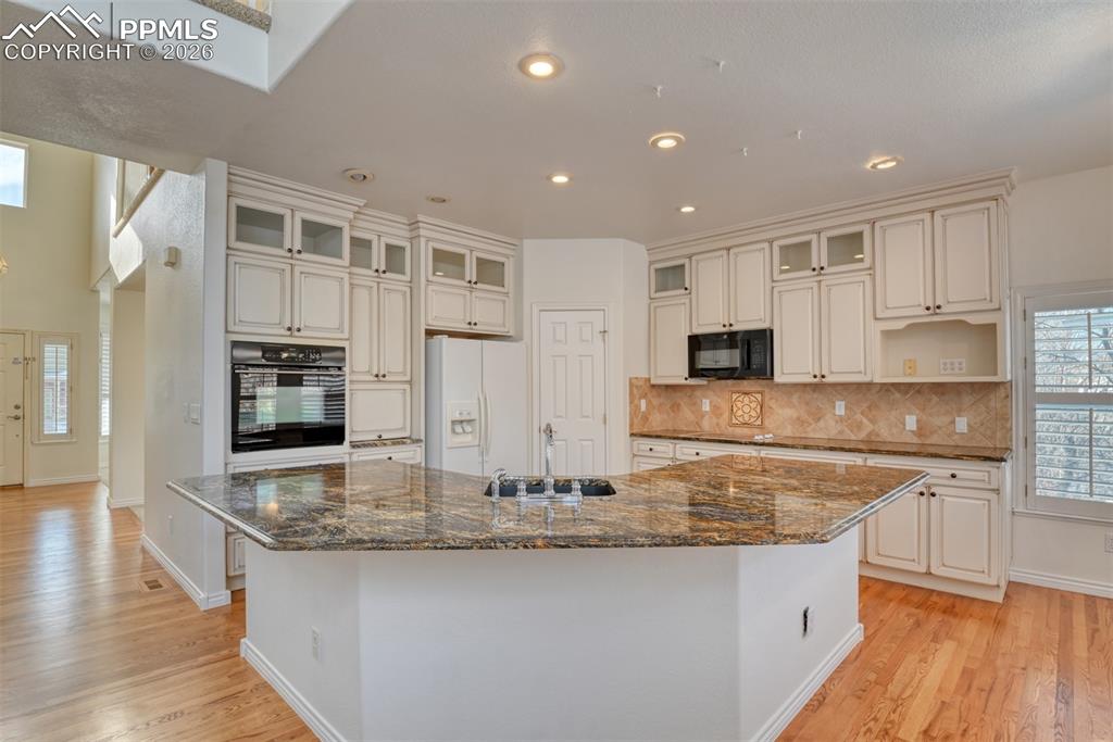 2730 Stone Creek Road Colorado Springs, CO 80908 - Photo 16 of 48