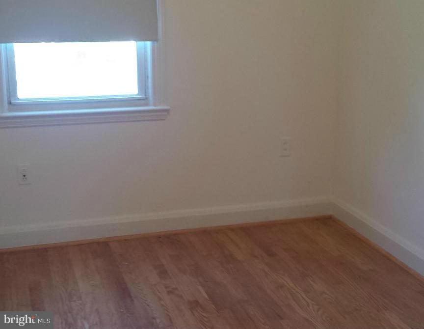 4632 Coleherne Road Baltimore, MD 21229 - Photo 14 of 18 Bedroom 3