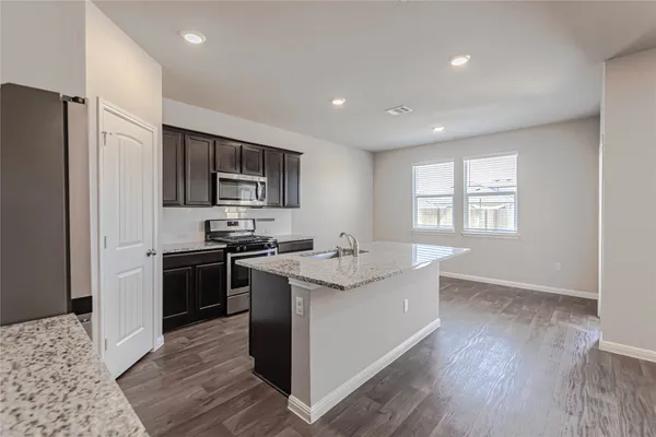 $2,200 | 114 Mercer Street, Bastrop, TX 78602