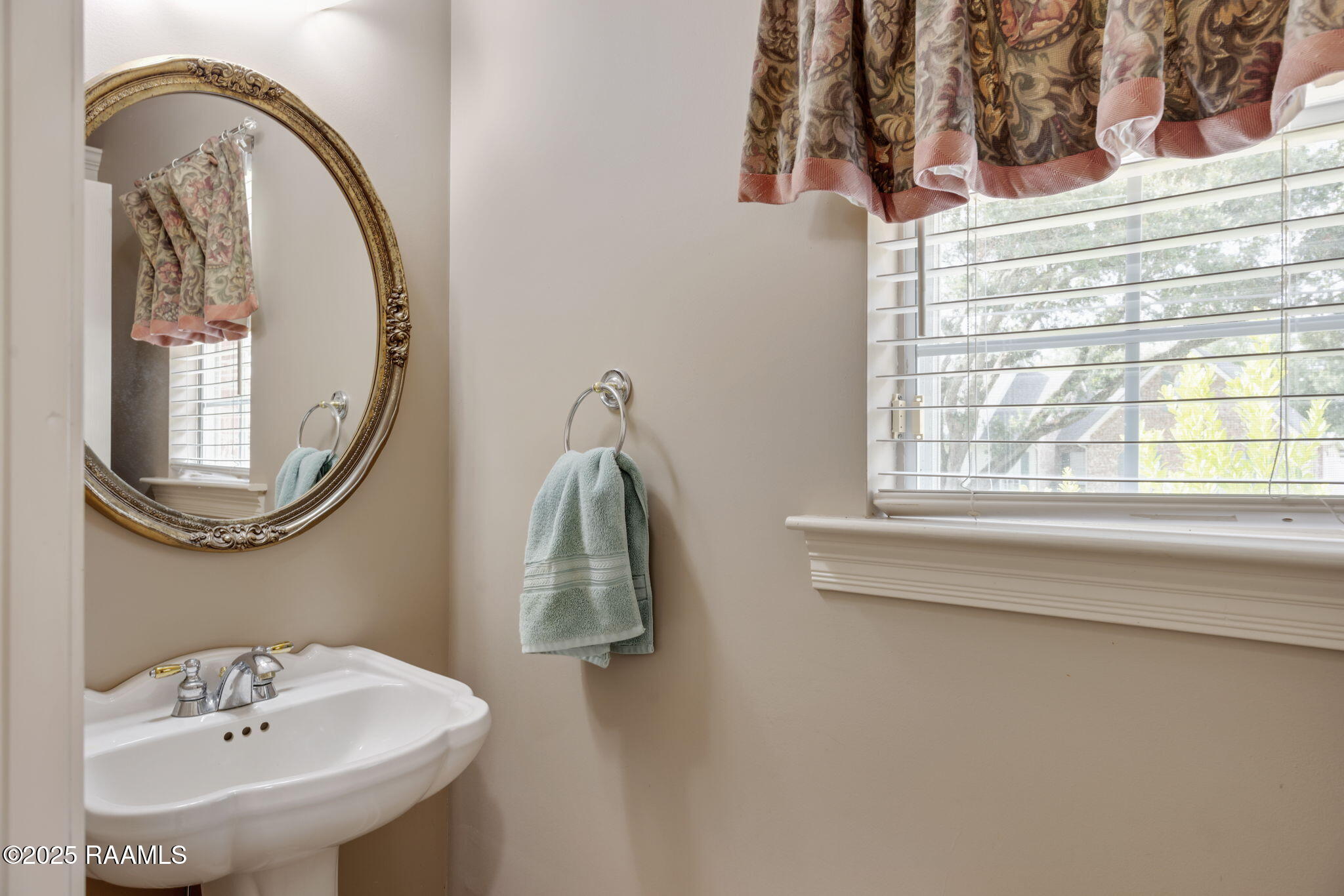 302 Geoffroy Street Erath, LA 70533 - Photo 18 of 31 18-web-or-mls-302 Geoffroy St-18