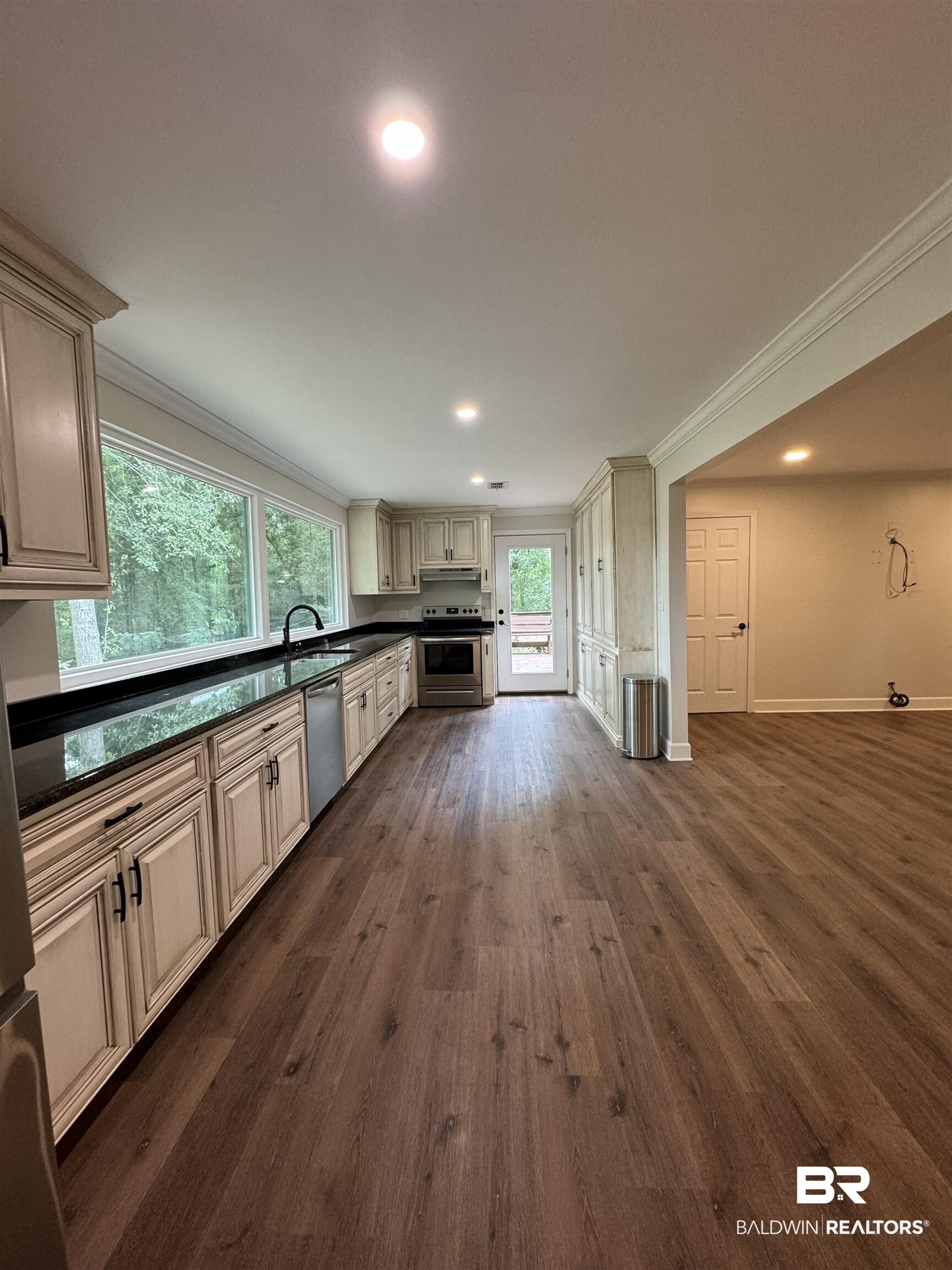 462 Woodbine Road Monroeville, AL 36460 - Photo 7 of 27