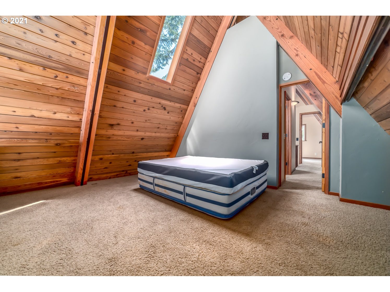85377 Peaceful Valley Road Eugene, OR 97405 - Photo 6 of 32 Gallery Image 6