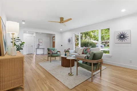 $784,000 | 4120 Lanark Avenue, Fort Worth, TX 76109