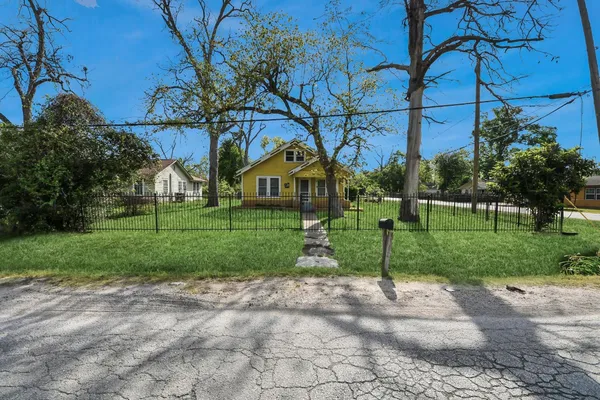 $245,000 | 7302 Schneider Street, Houston, TX 77093