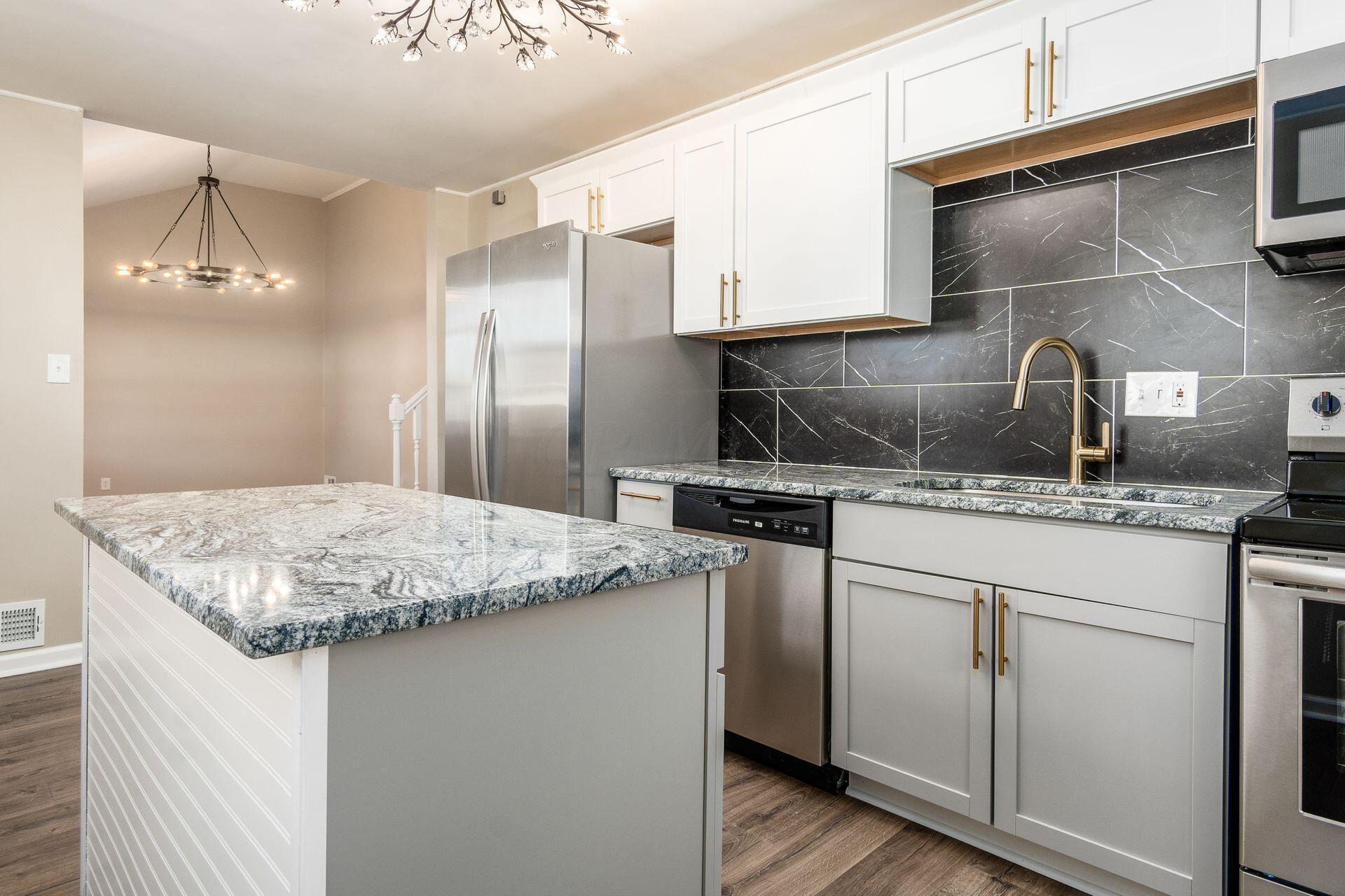 4983 Justin Road Columbus, OH 43227 - Photo 11 of 33 014_2a87d8f_i 4983 Justin 032