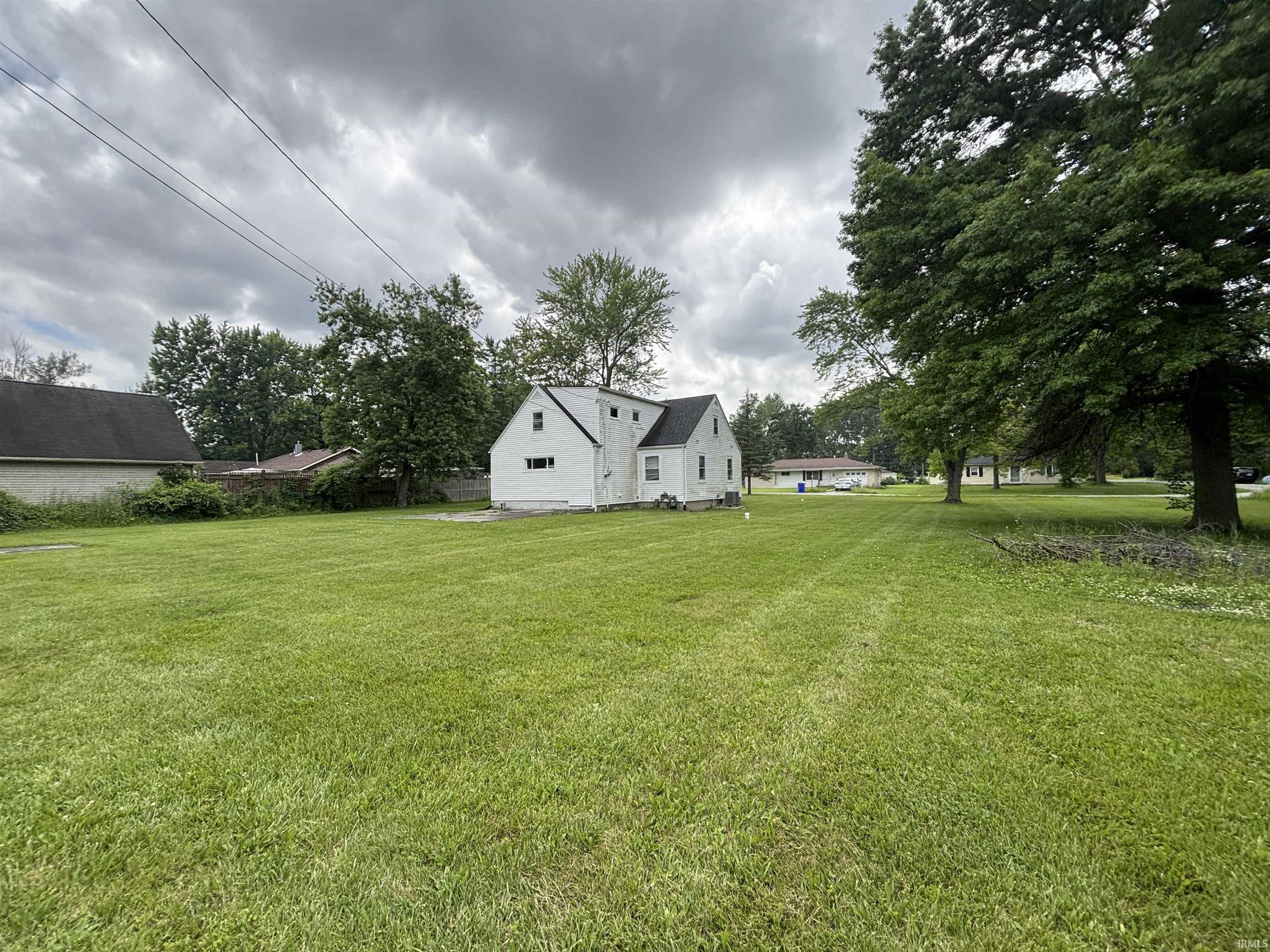 2526 Beineke Road Fort Wayne, IN 46808 - Photo 15 of 16