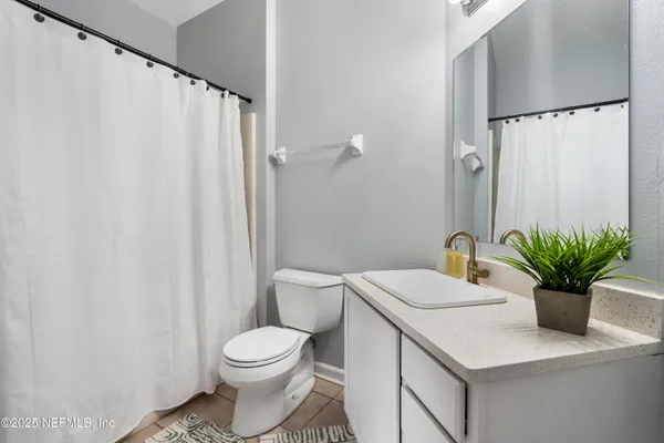 $169,900 | 10550 Baymeadows Road, Unit 507, Jacksonville, FL 32256