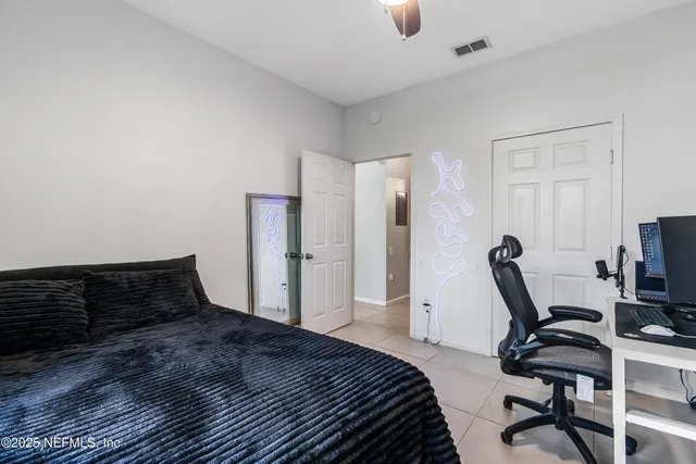 $169,900 | 10550 Baymeadows Road, Unit 507, Jacksonville, FL 32256