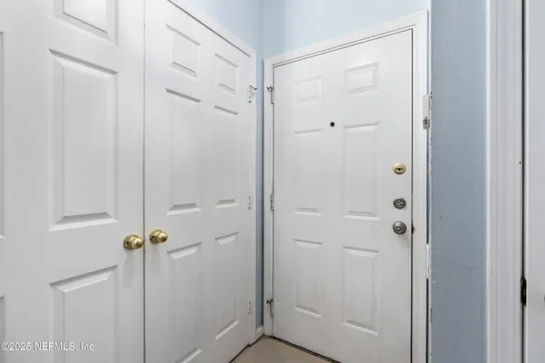 $169,900 | 10550 Baymeadows Road, Unit 507, Jacksonville, FL 32256