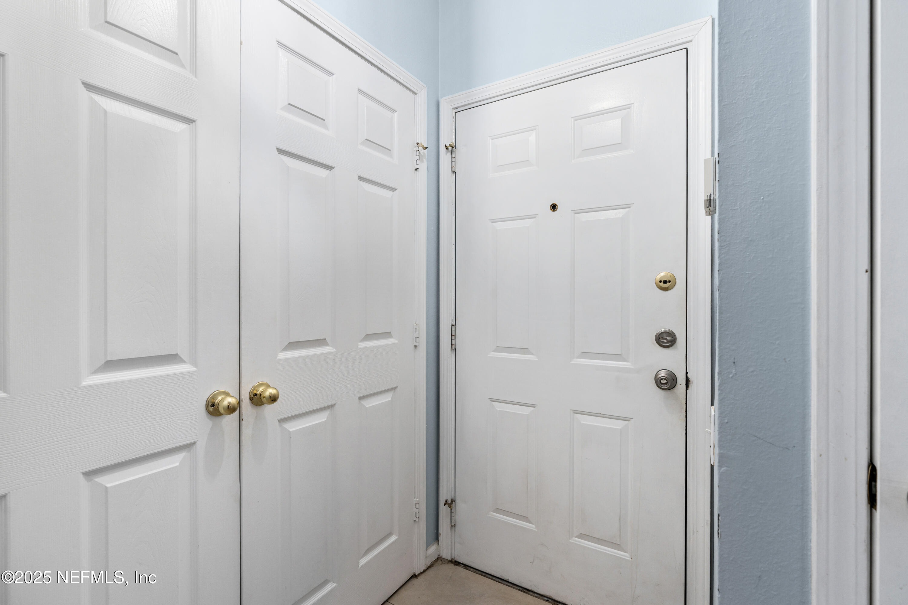 10550 Baymeadows Road, Unit 507 Jacksonville, FL 32256 - Photo 21 of 58 foyer