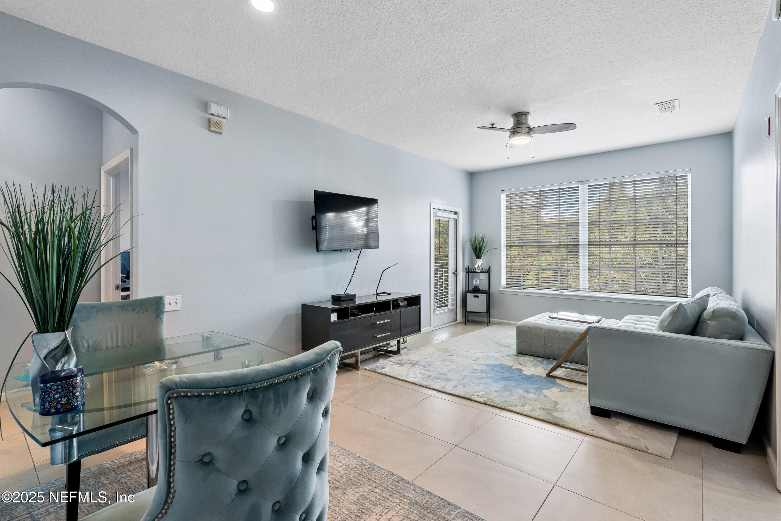 10550 Baymeadows Road, Unit 507 Jacksonville, FL 32256 - Photo 4 of 58 living 1