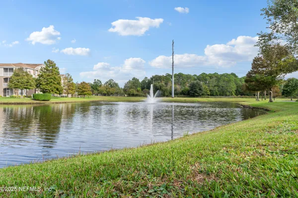 $169,900 | 10550 Baymeadows Road, Unit 507, Jacksonville, FL 32256