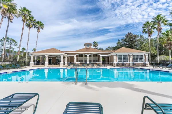 $169,900 | 10550 Baymeadows Road, Unit 507, Jacksonville, FL 32256