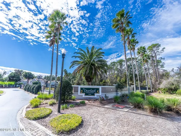 $169,900 | 10550 Baymeadows Road, Unit 507, Jacksonville, FL 32256