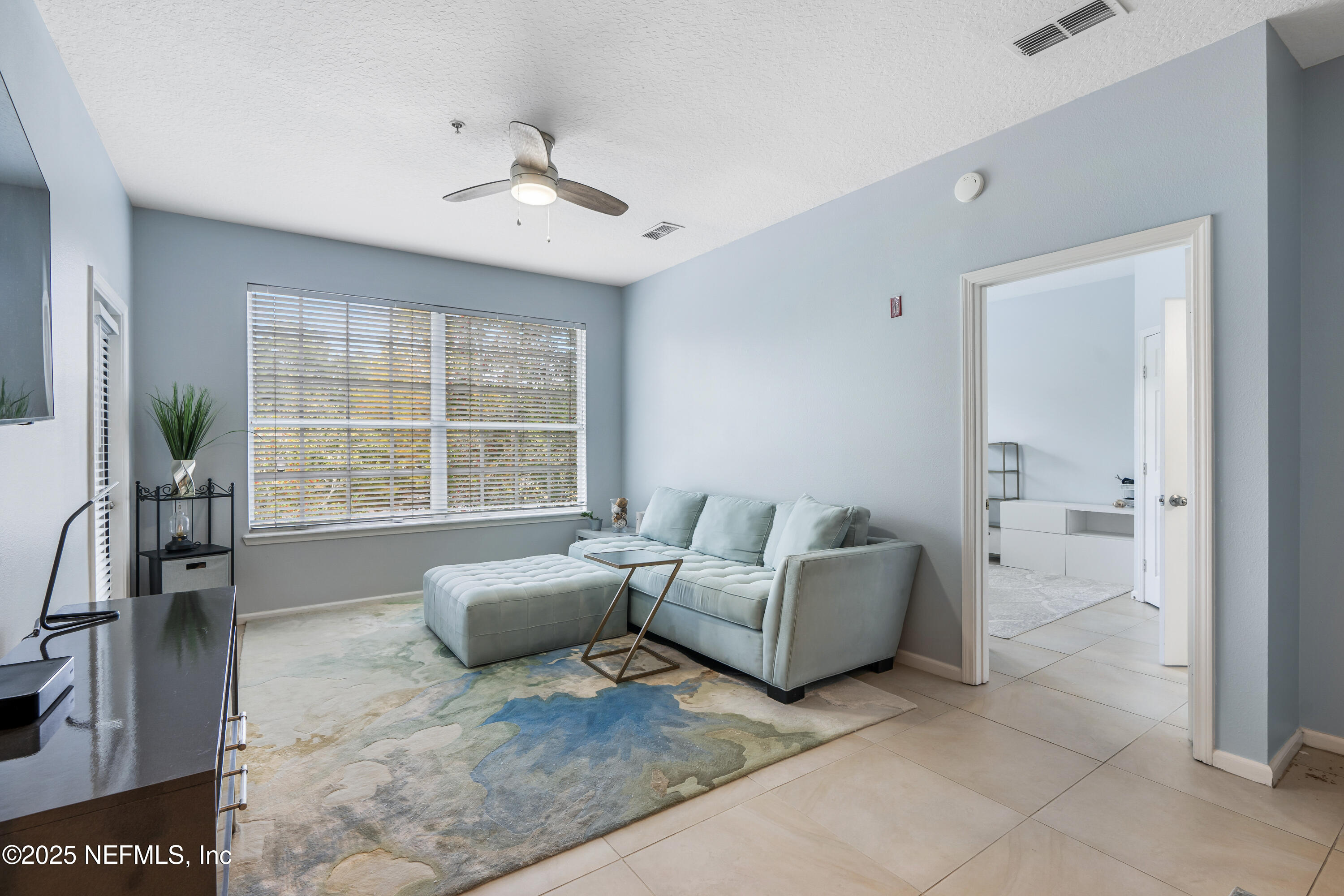 10550 Baymeadows Road, Unit 507 Jacksonville, FL 32256 - Photo 7 of 58 living 2