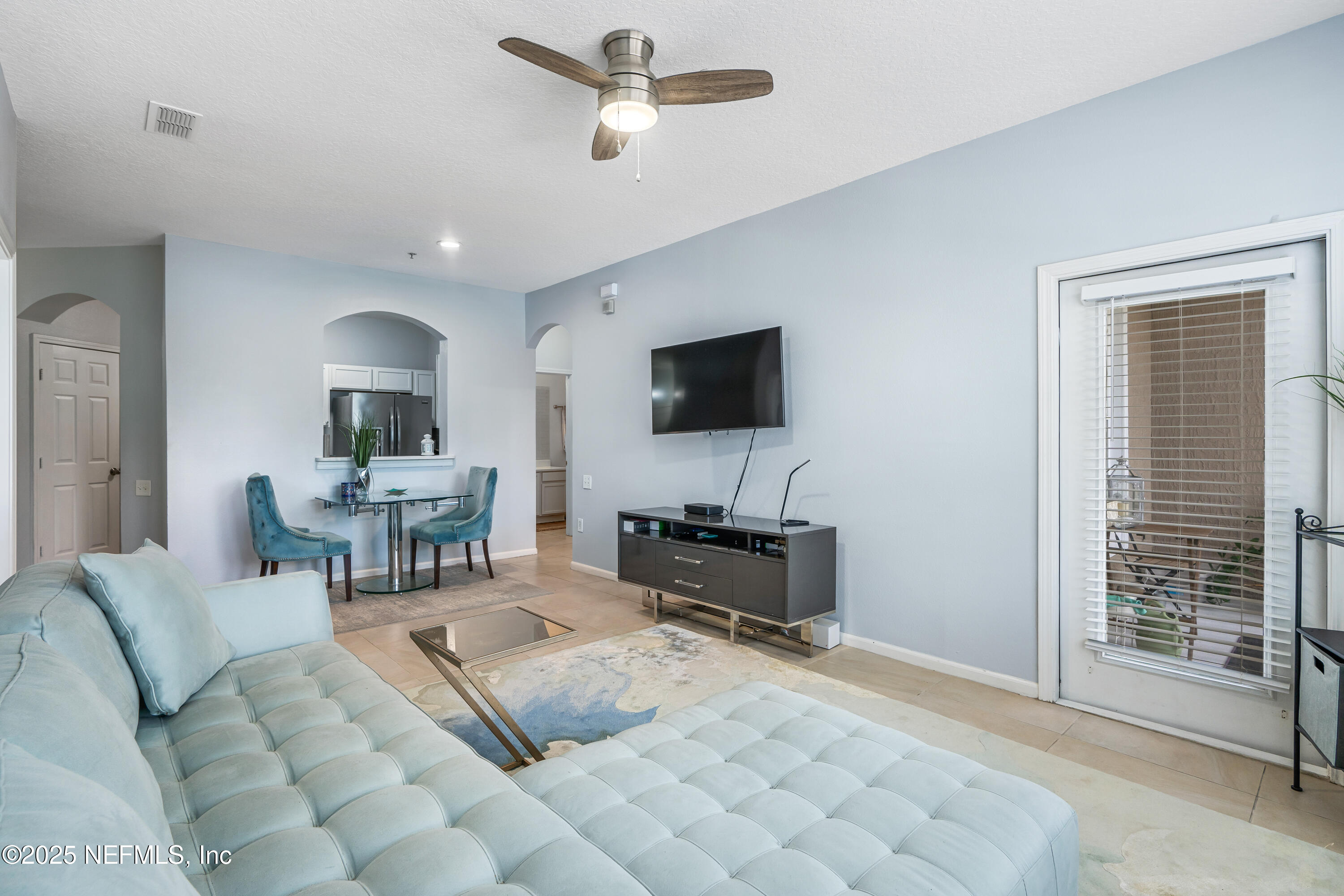 10550 Baymeadows Road, Unit 507 Jacksonville, FL 32256 - Photo 8 of 58 living 3