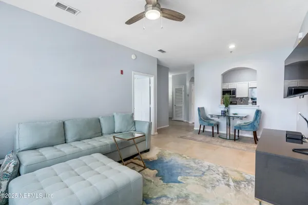 $169,900 | 10550 Baymeadows Road, Unit 507, Jacksonville, FL 32256