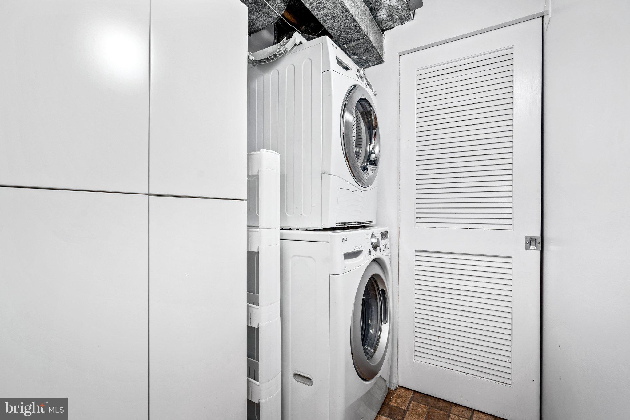 360 N Street Southwest Washington, DC 20024 - Photo 27 of 39 Laundry
