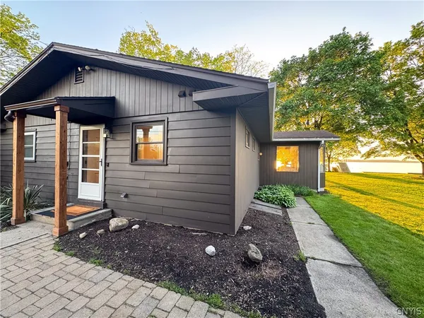 $2,400 | 155 Burtis Point Road, Owasco, NY 13021