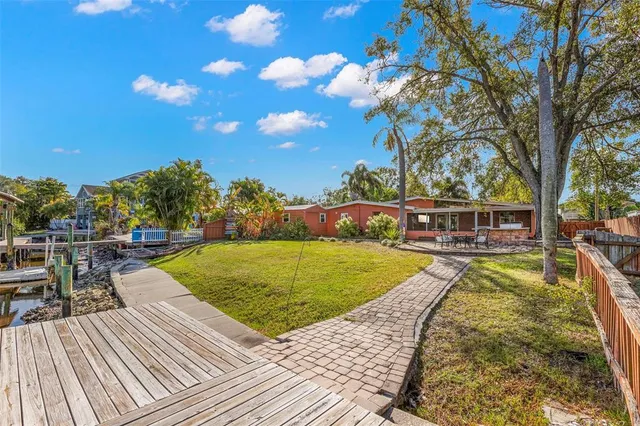 $395,000 | 9208 River Cove Drive, Riverview, FL 33578