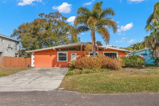$395,000 | 9208 River Cove Drive, Riverview, FL 33578