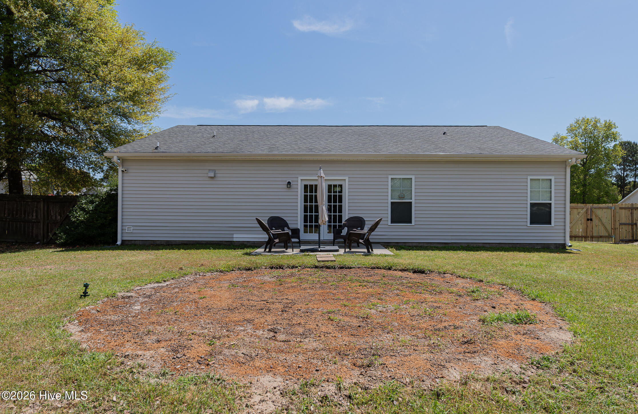 410 Peppermint Drive Hubert, NC 28539 - Photo 37 of 54 47REAR