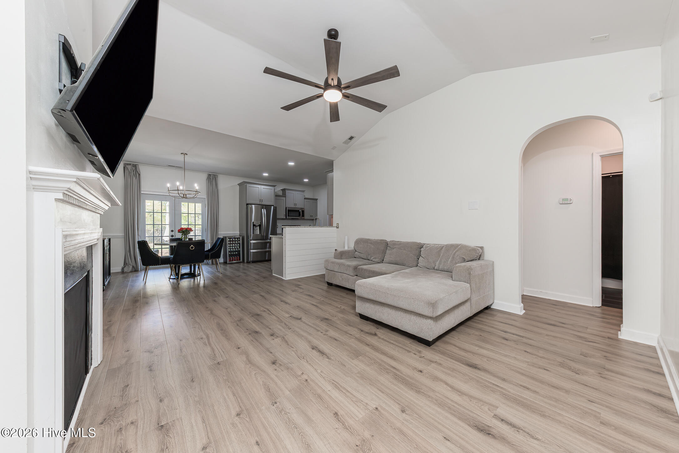 410 Peppermint Drive Hubert, NC 28539 - Photo 6 of 54 virtually staged