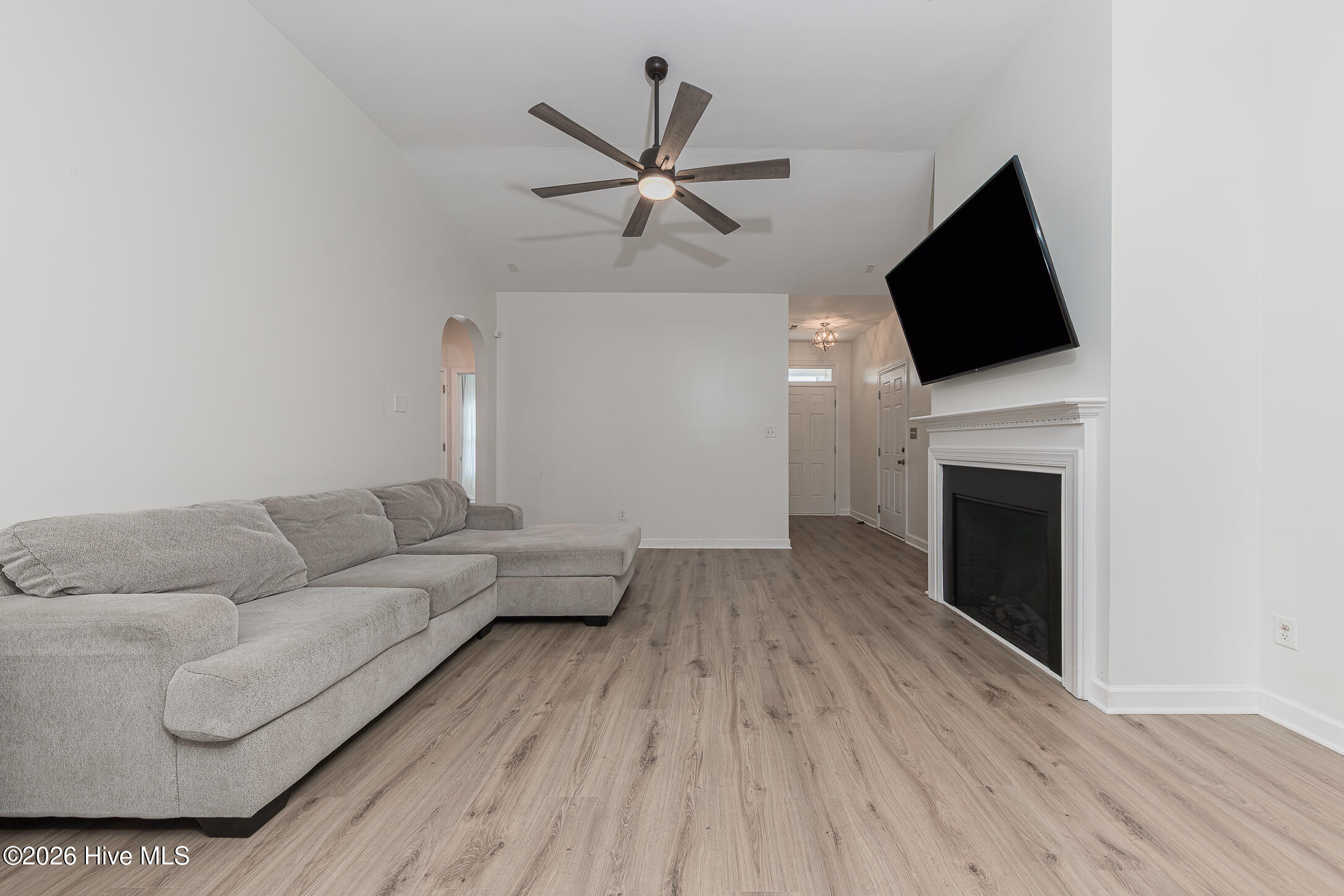 410 Peppermint Drive Hubert, NC 28539 - Photo 8 of 54 virtually staged