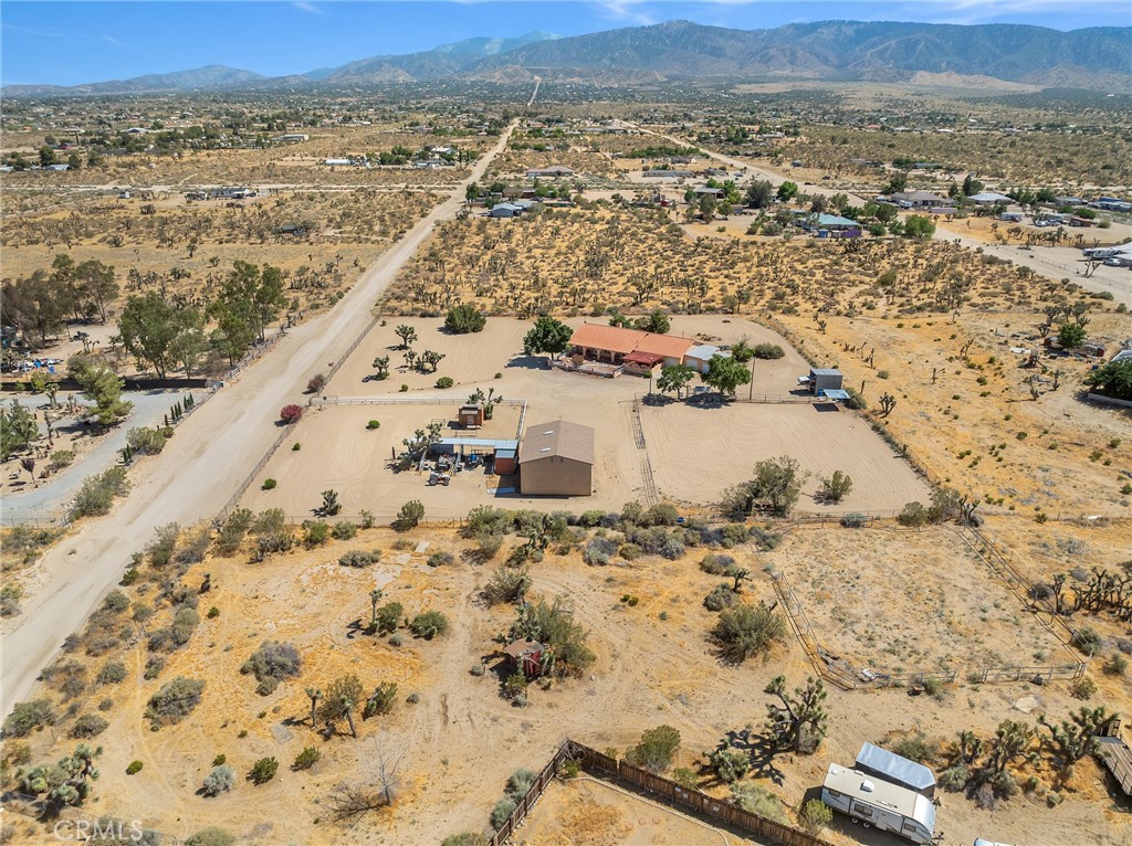 12274 Mountain Road Pinon Hills, CA 92372 - Photo 93 of 110