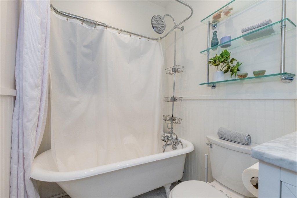 46 Eustis Street, Unit 4 Cambridge, MA 02140 - Photo 20 of 31