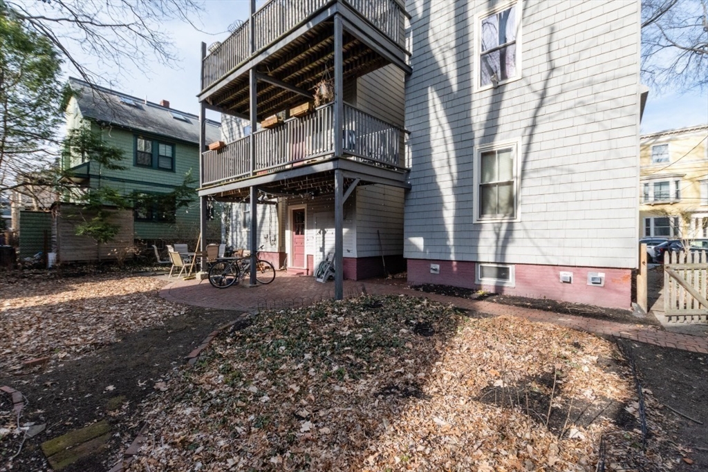 46 Eustis Street, Unit 4 Cambridge, MA 02140 - Photo 27 of 31